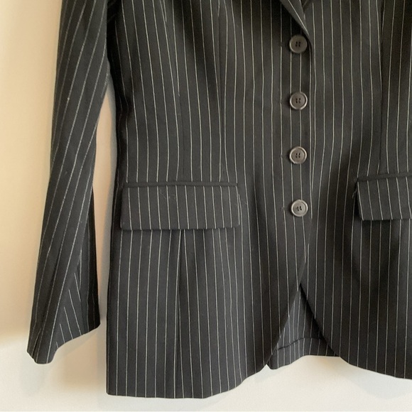 Irie Classic Stripe Woman’s Blazer Suite Jacket-Size L in Like New Conditions. - Picture 6 of 7